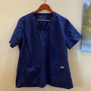 Figs Navy Casma™ Three-Pocket Scrub Top